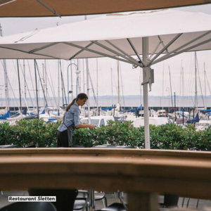 Kæmpeparasol 4x4 polyester u/frisekant